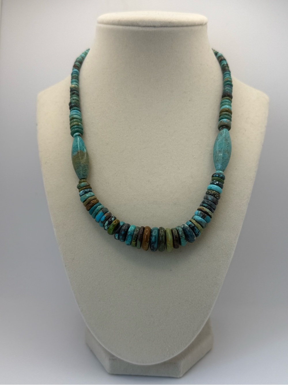 Turquoise Beaded Women's Necklace - Blue-Green Gem Statement